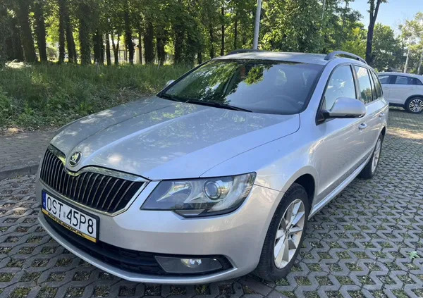 skoda superb Skoda Superb cena 29900 przebieg: 318200, rok produkcji 2013 z Ożarów Mazowiecki